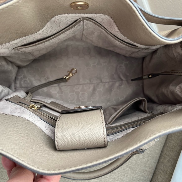 MK Large Hamilton Saffoano in taupe color. - Picture 6 of 8